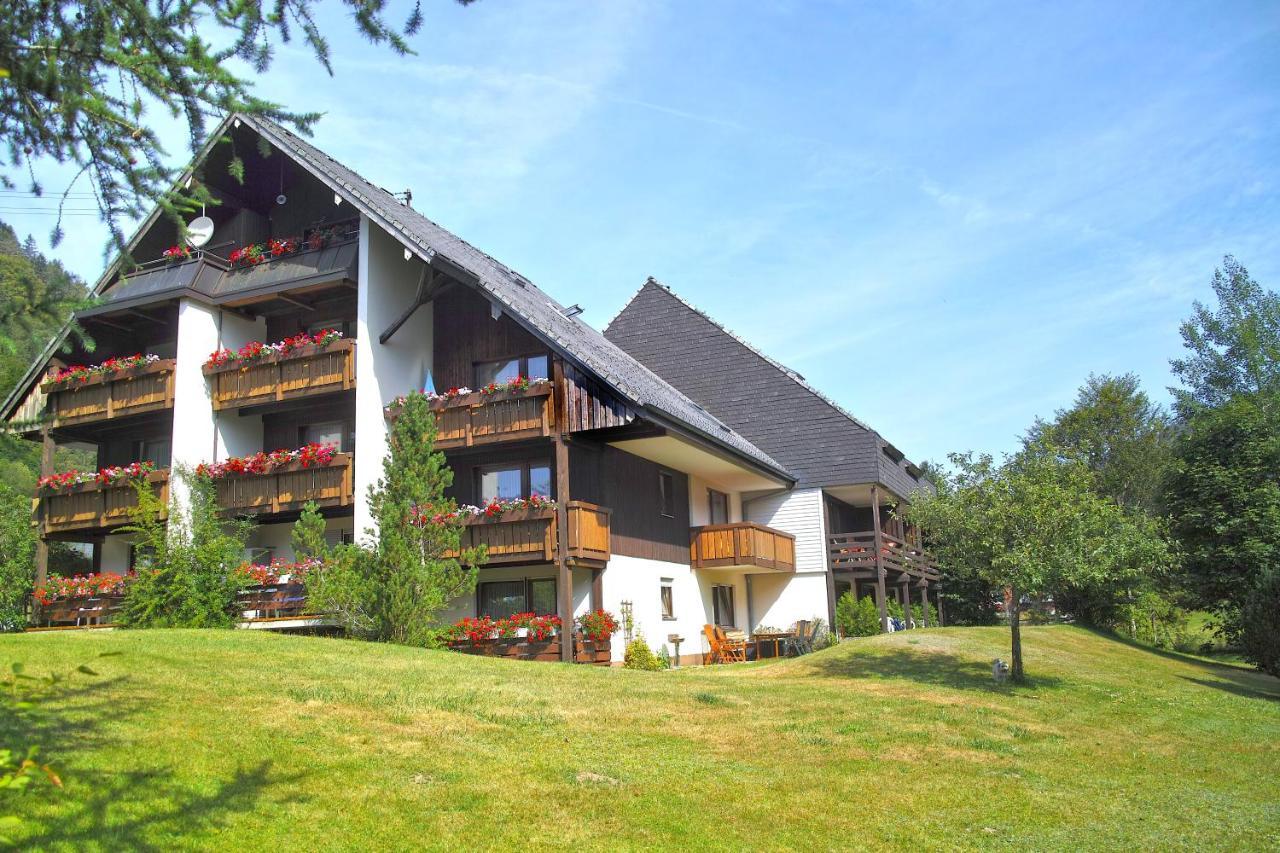 B1 Albmatte-Fewo Sauna, Hallenbad Aussenbecken Massagen Nebenan Menzenschwand Luaran gambar